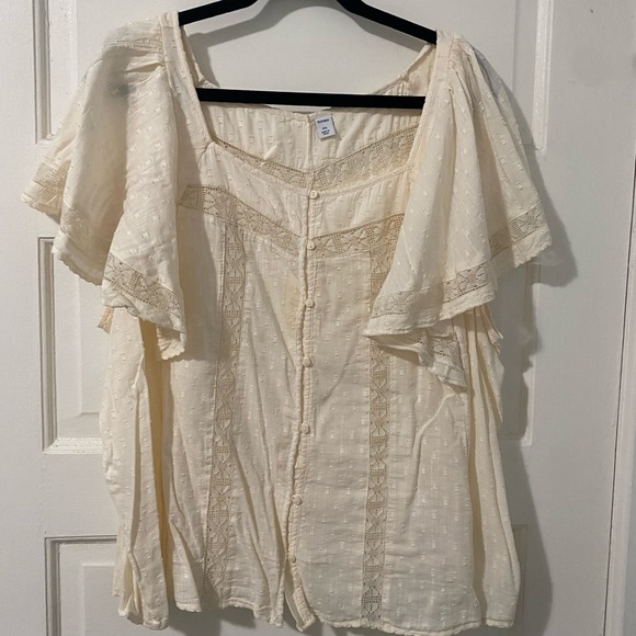 Old Navy XXL shirt. Worn once for family pictures! - Picture 1 of 5